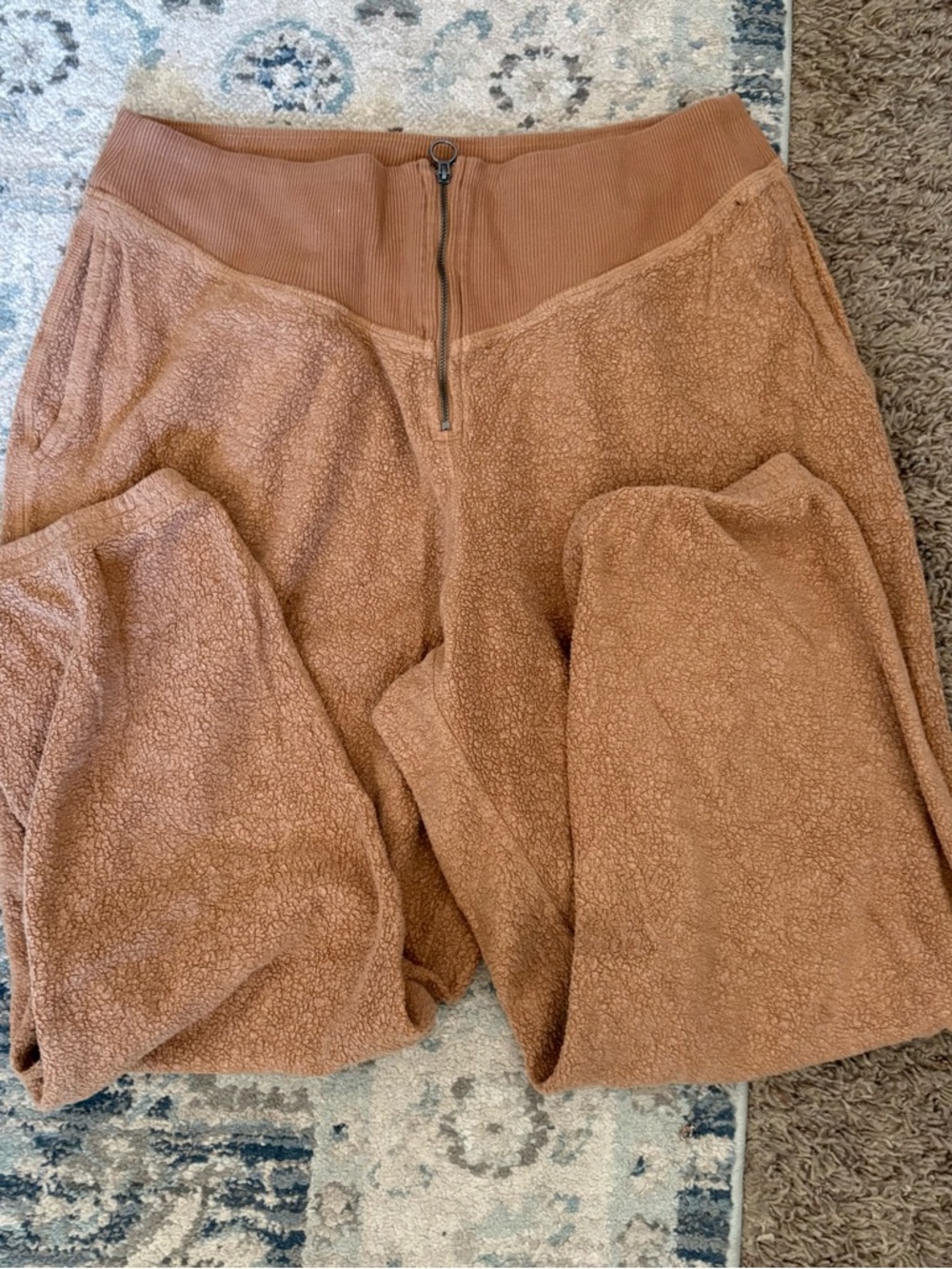 aerie Tan Corset Jogger with High Zip Waist - Picture 2 of 4